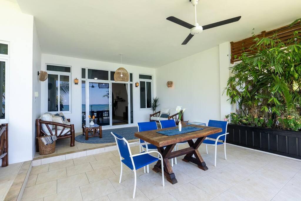 Ivy'S Cove Beach Side Condo - Luxury Villa Whitehouse Exterior photo